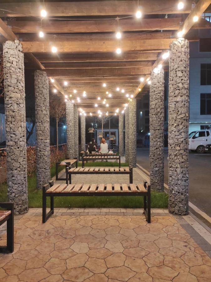 Prestigious Apartment In Bishkek Exterior photo